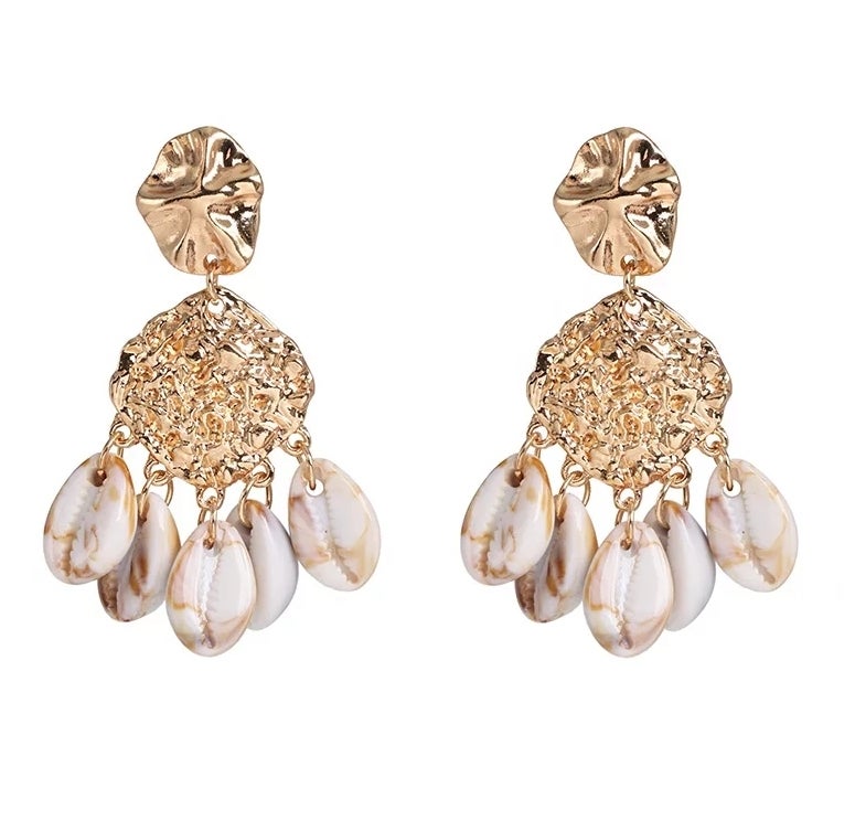 GOLDEN COWRIE - EARRINGS